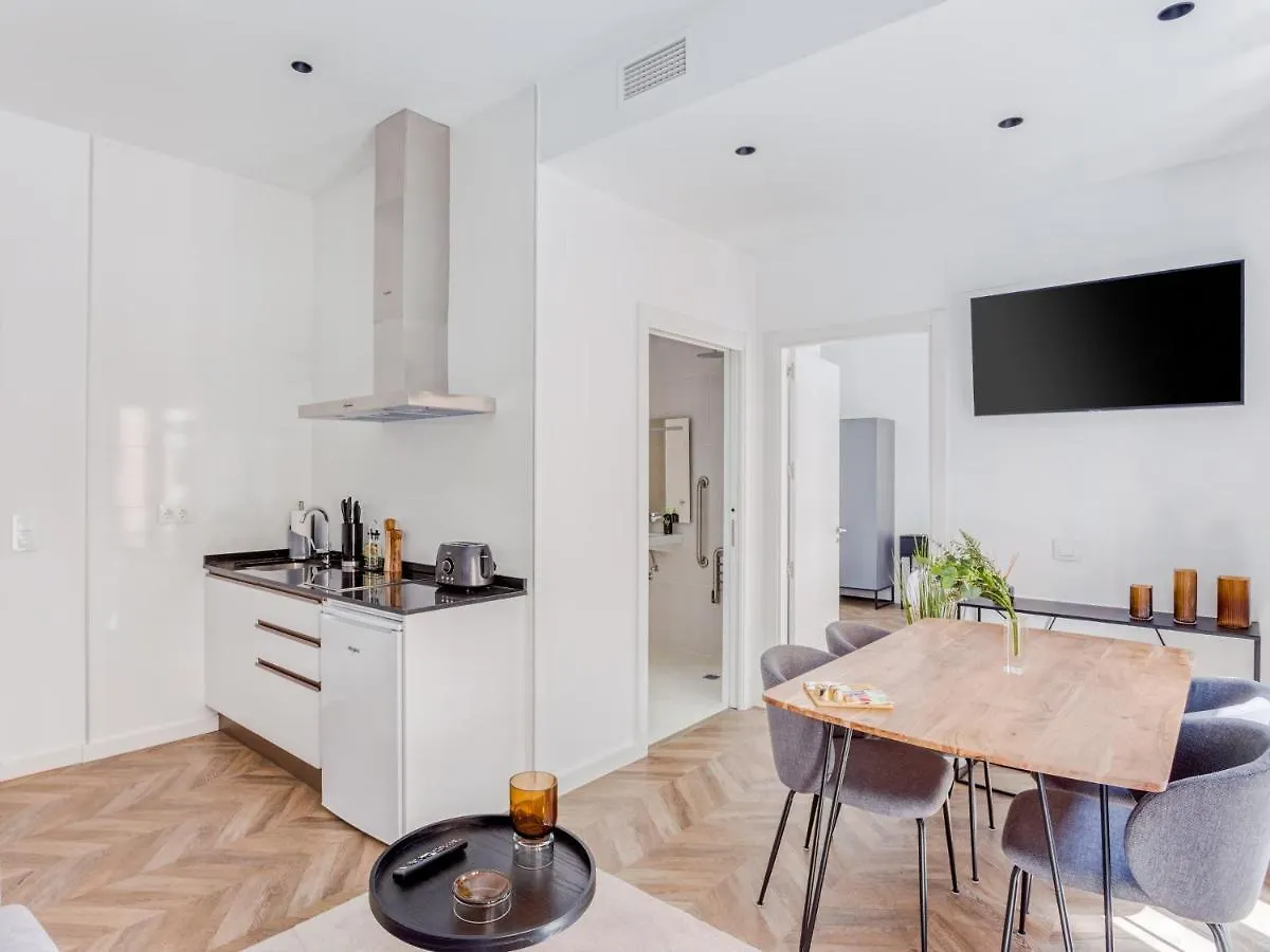 Limehome Malaga Calle Ancha Del Carmen - Digital Access Aparthotel