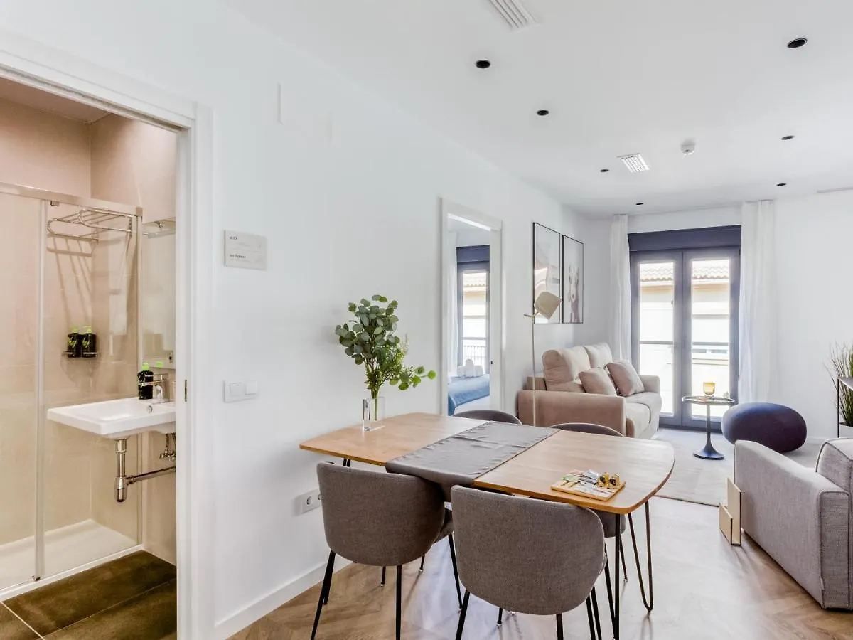 Limehome Malaga Calle Ancha Del Carmen - Digital Access 3*,